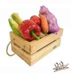 Skrzynka z uchwytami Pojemnik uniwersalny drewniany na owoce warzywa Drewniana skrzyneczka naturalna 25cm x 16 cm x 11,5 cm SKRS1 N